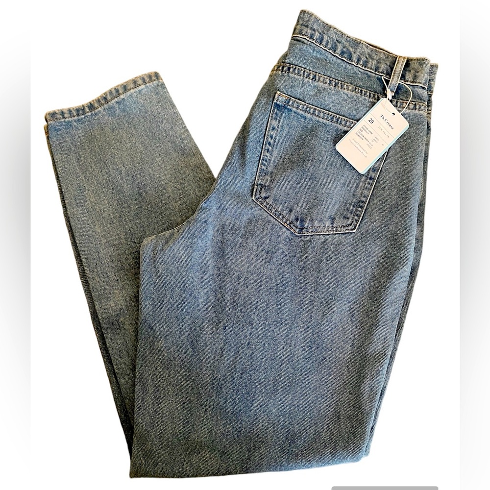 Size 29 Straight leg boyfriend denim jean